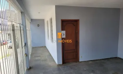 Casa com 3 quartos à venda na Batista de Carvalho, 1325, Centro, Bauru por R$ 375.000