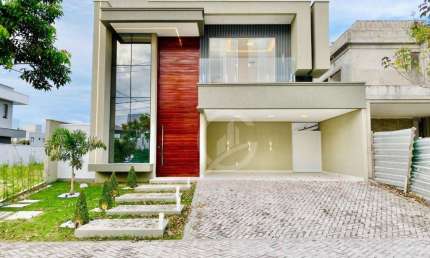 Casa com 4 dormitórios à venda, 251 m² por R$ 1.550.000,00 - Cidade Alpha - Eusébio/CE