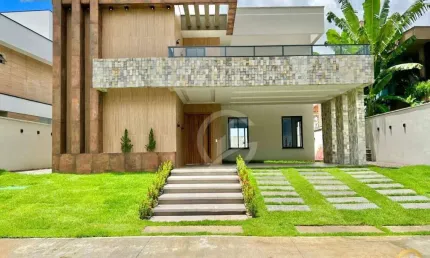 Casa nova com 04 Suítes, piscina privativa e planta baixa inteligente.