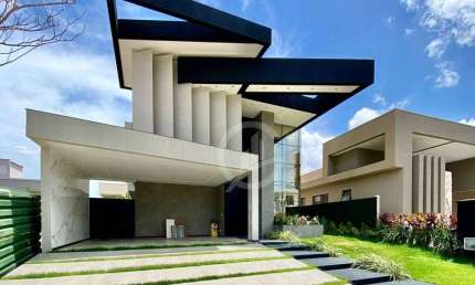 Casa com 4 dormitórios à venda, 275 m² por R$ 1.790.000,00 - Cidade Alpha - Eusébio/CE