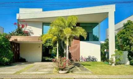 Disponível para você. Uma residência em lote único com incríveis 17,5m de fachada, que tal?