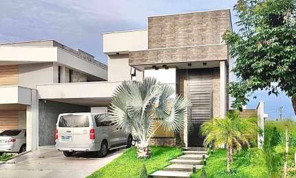 Casa com 3 Dormitórios à venda, 227 m2, Projetada Por R$ 1.690.000 - Cidade Alpha - Ce
