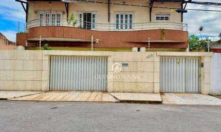 Casa com 4 dormitórios para alugar, 226 m² por R$ 12.800,00/mês - Varjota - Fortaleza/CE