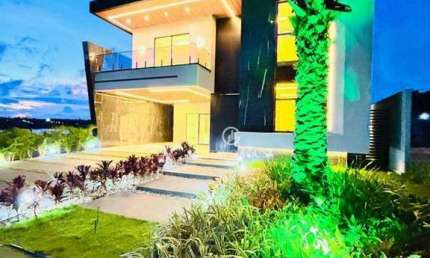 Vendo Excelente Casa Duplex no Condomínio Lake Eusebio 4 Suítes 6 Vagas, Piscina Por 3.199.900