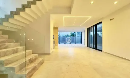 Casa com 4 dormitórios à venda, 277 m² por R$ 1.990.000,00 - Cidade Alpha - Eusébio/CE