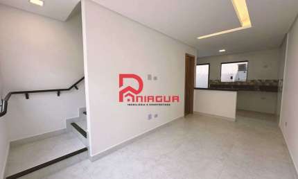 Casa de Condomínio com 2 quartos, Maracanã, Praia Grande - R$ 340 mil, Cod: 7022