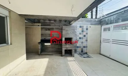 Casa com 3 quartos, Guilhermina, Praia Grande - R$ 750 mil, Cod: 7172