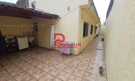 Casa com 3 quartos, Balneário Maracanã, Praia Grande - R$ 505 mil, Cod: 7574