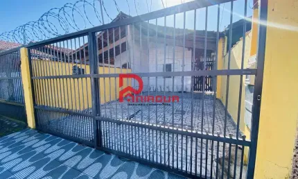 Casa com 2 quartos, Caiçara, Praia Grande - R$ 370 mil, Cod: 7644