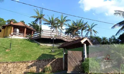 Chácara dos Sonhos em Campo Limpo Paulista - 5 Dorms, Luxo e Conforto!