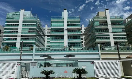 Cobertura duplex com 04 quartos e piscina em Caiobá.!