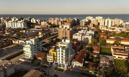 Apartamento com 3 quartos à venda na Rua São Mateus, 778, Caiobá, Matinhos