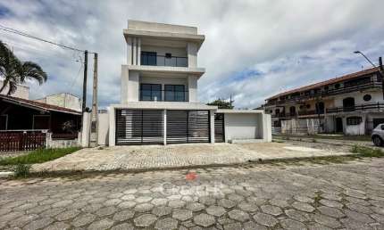 Casa com 3 quartos à venda na Avenida Mandaguari, 847, Riviera, Matinhos
