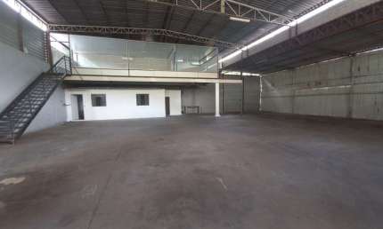 Barracão / Galpão / Depósito para alugar no Engordadouro, Jundiaí , 800 m2 por R$ 12.000