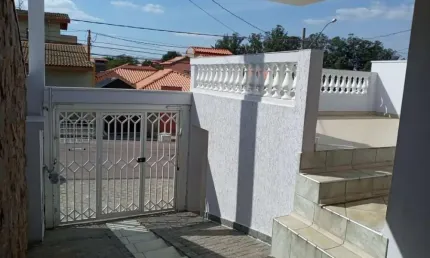 Casa com 3 quartos à venda no Jardim das Samambaias, Jundiaí , 163 m2 por R$ 820.000