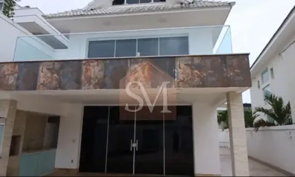 Riviera del sol - casa triplex com 300m² , 5 suítes ,2 vagas de garagem , ampla sala , dependência completa.