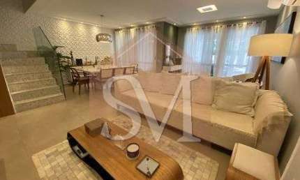 Casa no Recreio dos Bandeirantes, 4 Quartos, 2 Suítes, 260 m², Condomínio Dream Village. 04 Vagas de Garagem, 06 Banheiros.