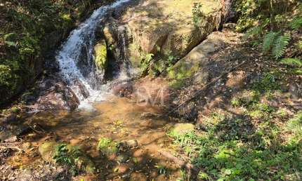 Terreno rural de 36.000m² à venda em condomínio na cidade de Itamonte-MG, bairro Fragaria, c/ cachoeira, nascente e rio.