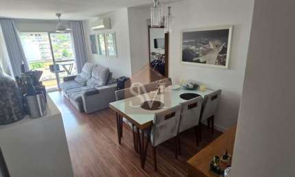 Apartamento à venda na Taquara, Rio de Janeiro - 3 suítes, 82m², varanda com cortina de vidro!