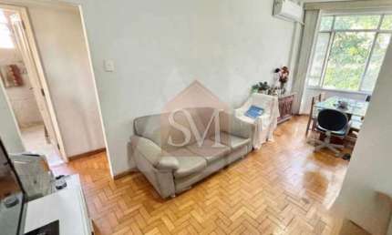 Apartamento à venda na Tijuca/RJ - Oportunidade imperdível: 2 quartos, dependência completa e 1 vaga!