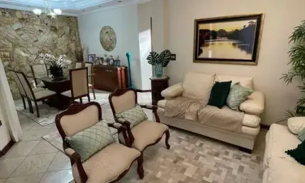 Casa á venda no Bairro Vila Rezende, 3 dorms, suite, 2 salas, churrasqueira