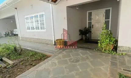 Casa no Bairro Nova Piracicaba,  4 quartos, 2 suítes, 2 vagas de garagem, 375 m²