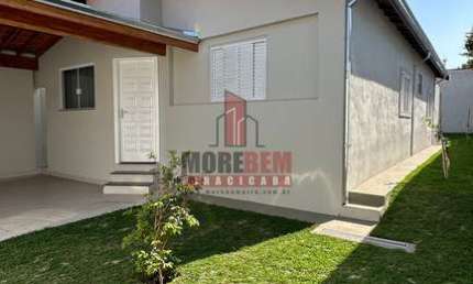 Linda Casa Reformada com Terreno 250m² no Parque Orlando com 3 quartos