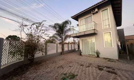 Sobrado 3 dormitórios 1 suíte - Santo Antônio - Balneário Piçarras