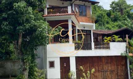 Imóvel Exclusivo na Freguesia: Casa em Condomínio de Luxo com 3 Quartos e 2 Suítes, 465m² - Rio de Janeiro-RJ
