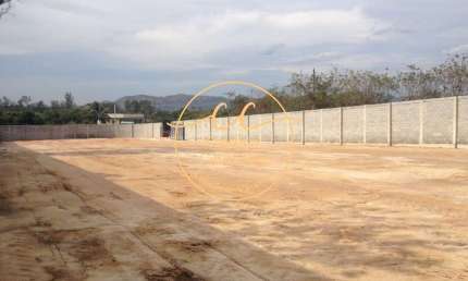 Oportunidade única: Terreno comercial de 3.300m² em Santa Cruz, Rio de Janeiro-RJ, totalmente legalizado com RGI!