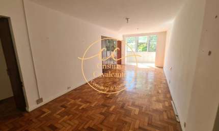 Copacabana/Siqueira Campos- Apartamento à venda 3 quartos sendo 1 suíte, 120 m², varanda, vista lateral mar