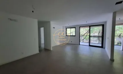 Apartamento à venda na barra da tijuca-rj: 3 quartos, 1 suíte, 92m², varanda gourmet!
