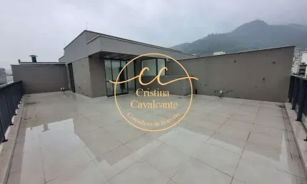 Tijuca/One-Cobertura duplex à venda 4 quartos sendo 1 suíte, 221,34 m², 2 vagas, varanda gourmet e amplo terraço em L.