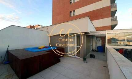 Imperdível! Cobertura à venda em Jacarepaguá-RJ com 3 quartos, 3 suítes, 150m² de área e 2 vagas de garagem.