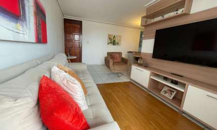 Lindo apartamento no Jardim Cidade Universitária, ótima localização!!!