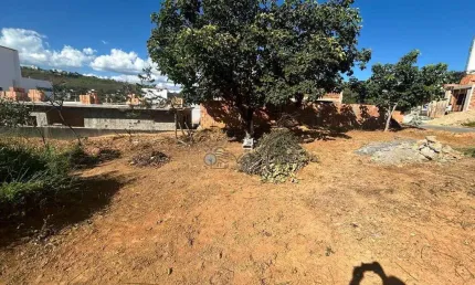 Terreno à venda, 360 m² por R$ 270.000 - Condomínio Mariposas - Lagoa Santa/MG