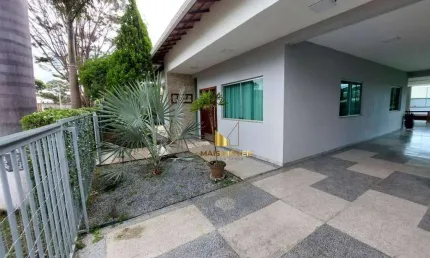 Casa em condomínio fechado com 4 quartos à venda na Rua Três, 68, Campinho de Baixo, Lagoa Santa