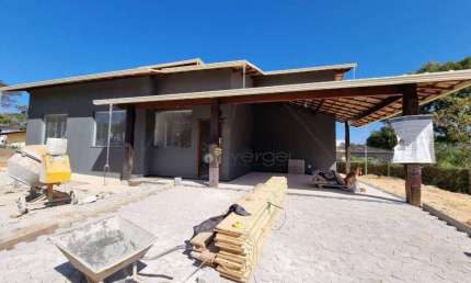 Casa com 3 dormitórios à venda, 196 m² por R$ 980.000,00 - Condomínio Vale Do Luar - Jaboticatubas/MG