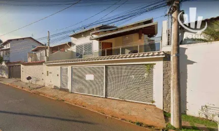 Casa com 4 dormitórios à venda, 278 m² por R$ 949.000,00 - Centro - Jaguariúna/SP