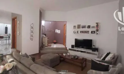 Linda casa em condomínio com 3 dormitórios à venda, 220 m² - Jardim Primavera - Jaguariúna/SP
