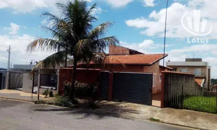 Ótima casa com 3 dormitórios à venda, 194 m² - Nova Jaguariúna - Jaguariúna/SP