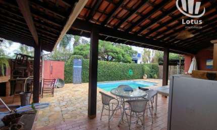 Casa com 3 dormitórios à venda, 265 m² por R$ 1.500.000,00 - Centro - Jaguariúna/SP