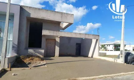 Casa com 3 dormitórios à venda, 200 m² por R$ 850.000,00 - Condominio Panini - Jaguariúna/SP