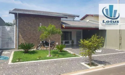 Casa com 4 dormitórios à venda, 194 m² por R$ 1.250.000,00 - Vila Guedes - Jaguariúna/SP
