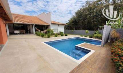 Casa com 3 dormitórios à venda, 500 m² por R$ 2.200.000,00 - Condomínio Ana Helena - Jaguariúna/SP