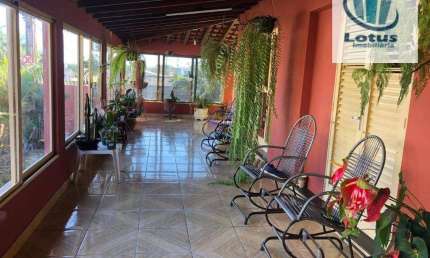 Casa com 4 dormitórios à venda, 327 m²- Centro - Santo Antônio de Posse/SP