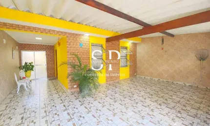 Casa Térrea Reformada com 3 Vagas e Área Gourmet no Jardim Jovaia