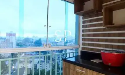 Apartamento com 2 Quartos (1 Suíte), Vaga Coberta no Centro – Edifício Privilége