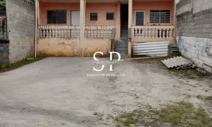 Oportunidade para Investidores: 4 Casas em Terreno Amplo – Documentação OK!