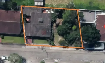 Terreno à venda no bairro América, Joinville-SC  Aceita Permuta em 100%  por apto na praia ou no local